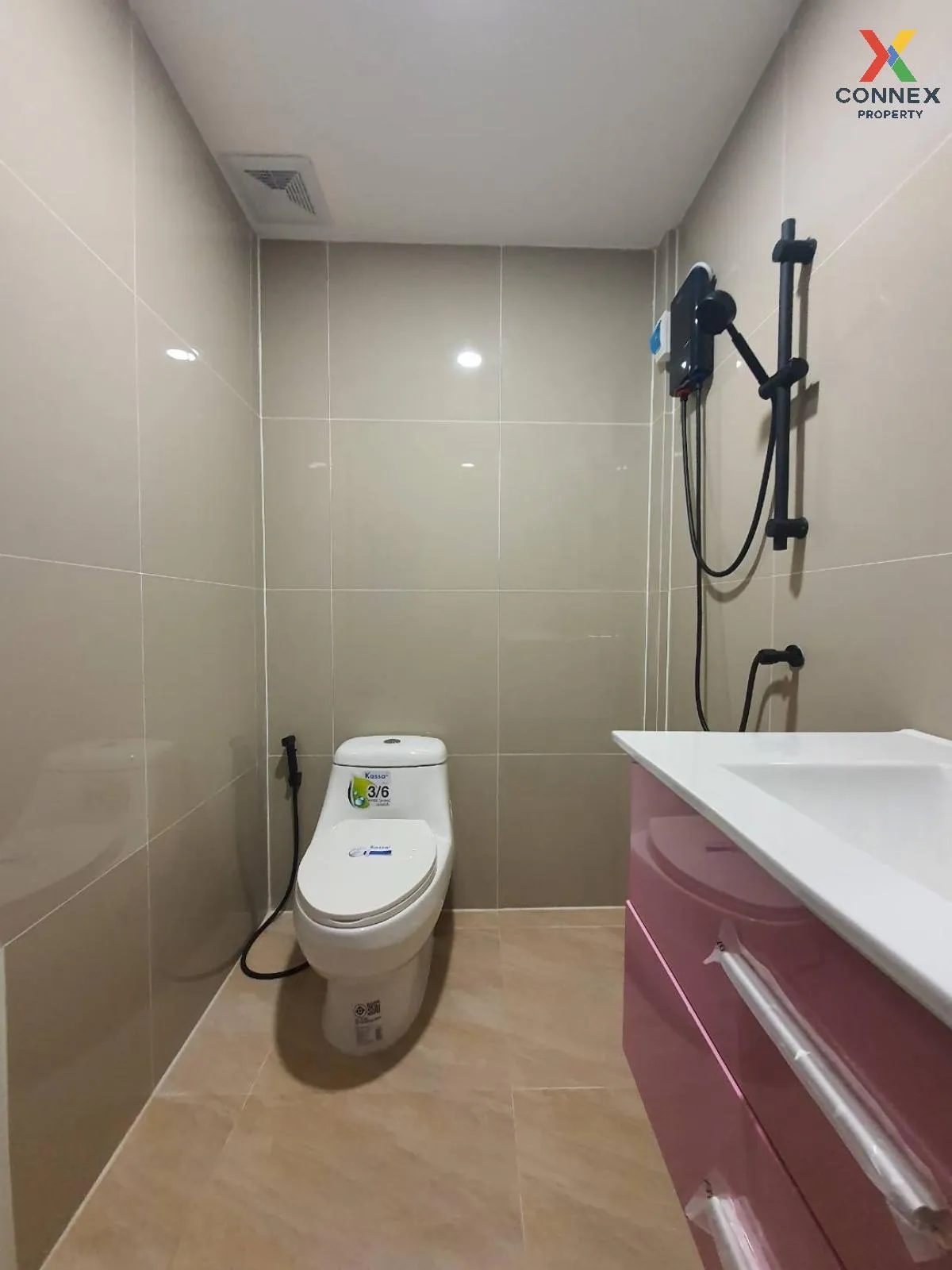 For Sale Townhouse Ramkhamhaeng 118 , wide frontage , newly renov For Sale Townhouse Ramkhamhaeng 118 , wide frontage , newly renov