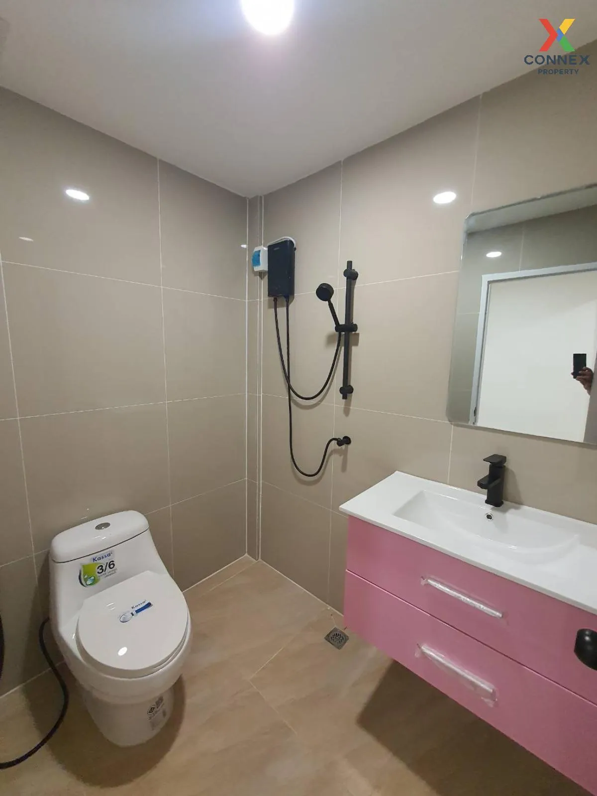 For Sale Townhouse Ramkhamhaeng 118 , wide frontage , newly renov For Sale Townhouse Ramkhamhaeng 118 , wide frontage , newly renov