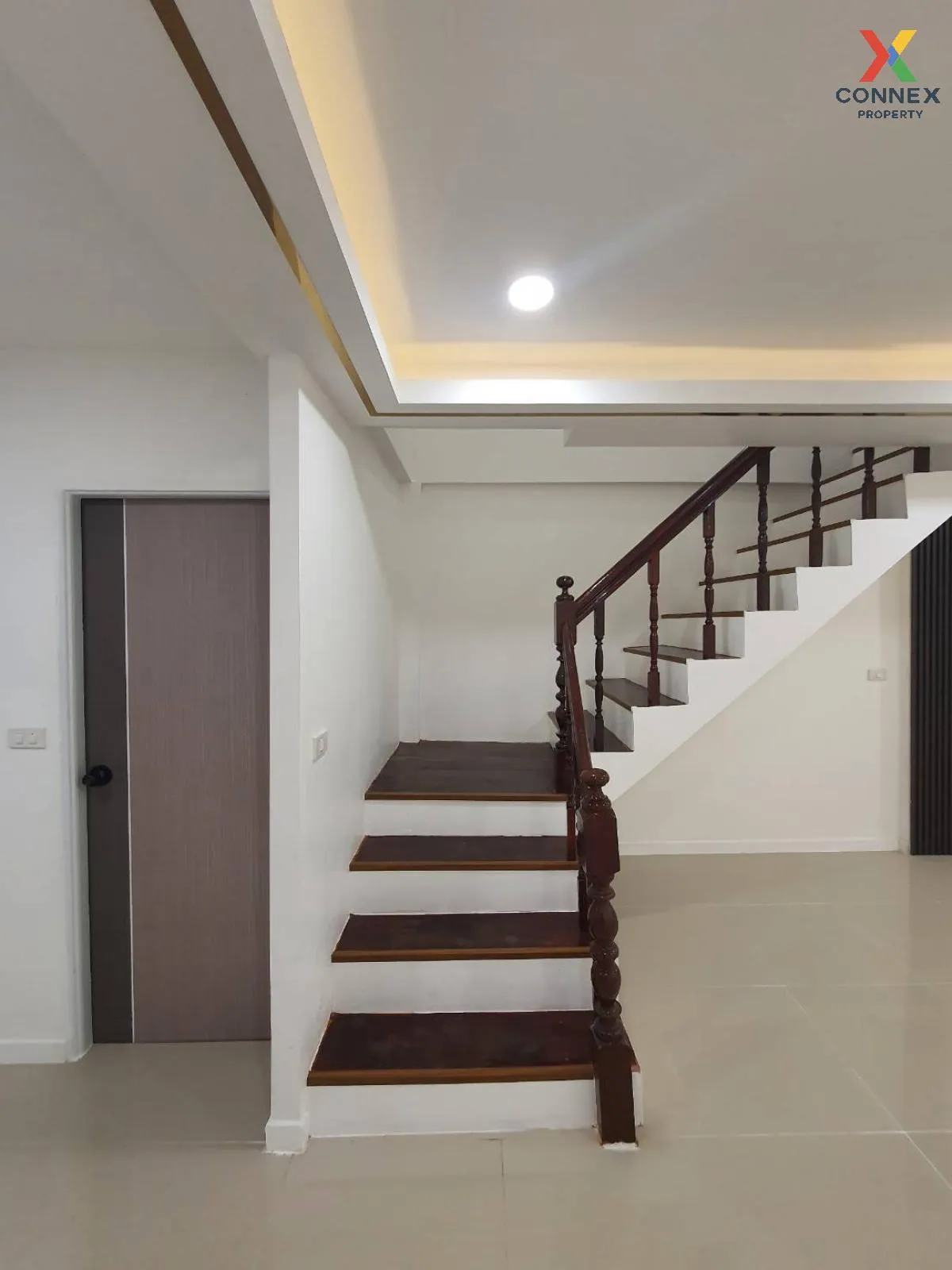 For Sale Townhouse Ramkhamhaeng 118 , wide frontage , newly renov For Sale Townhouse Ramkhamhaeng 118 , wide frontage , newly renov