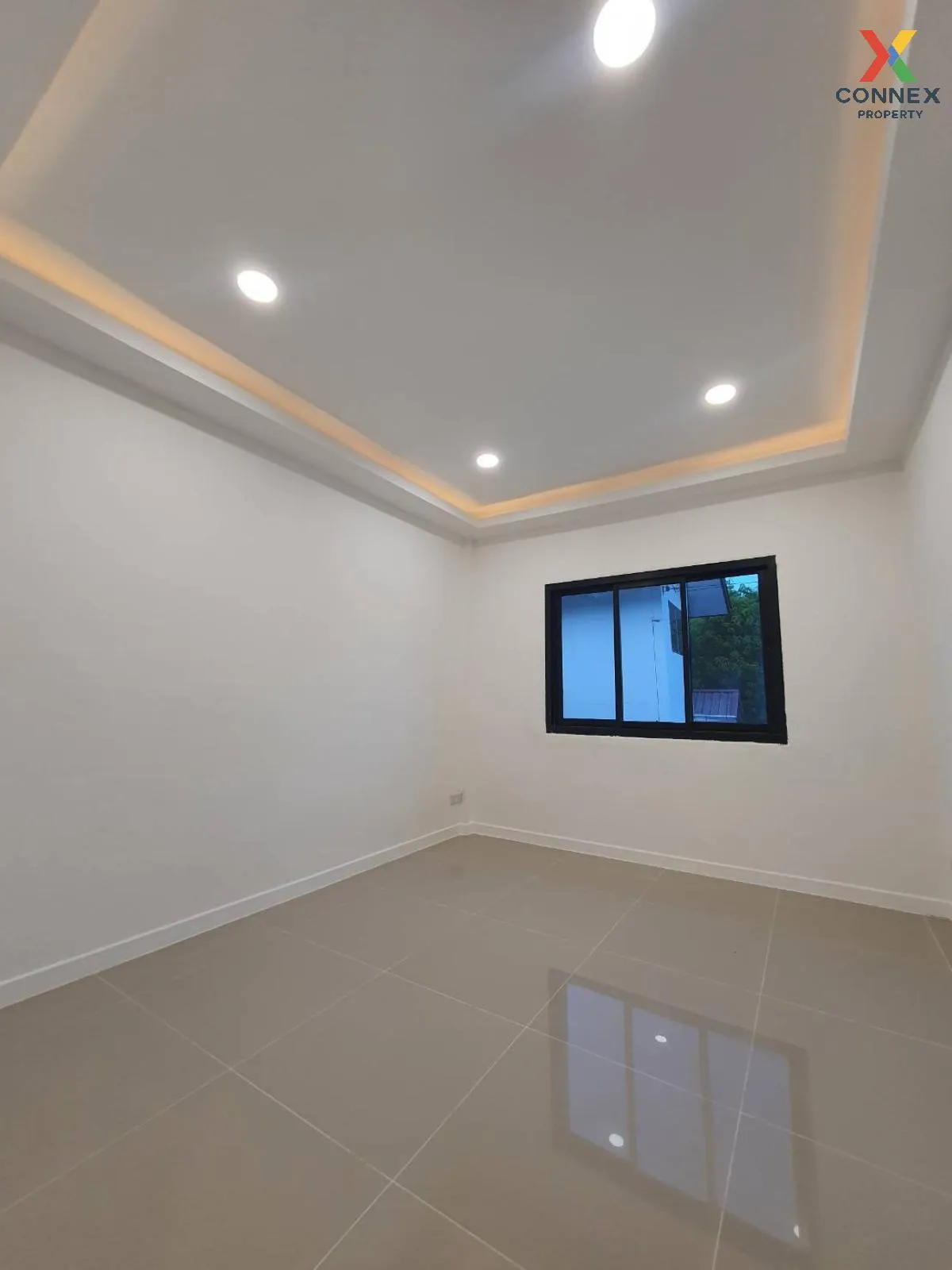 For Sale Townhouse Ramkhamhaeng 118 , wide frontage , newly renov For Sale Townhouse Ramkhamhaeng 118 , wide frontage , newly renov