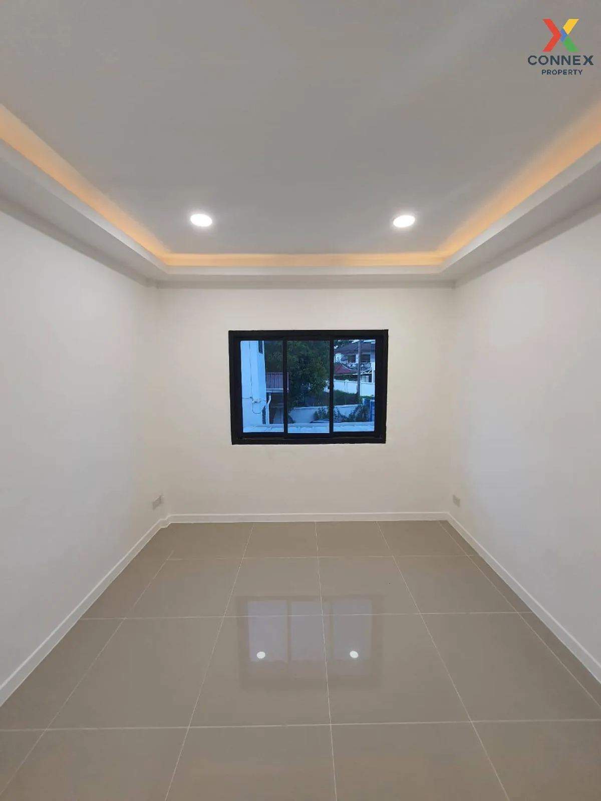 For Sale Townhouse Ramkhamhaeng 118 , wide frontage , newly renov For Sale Townhouse Ramkhamhaeng 118 , wide frontage , newly renov