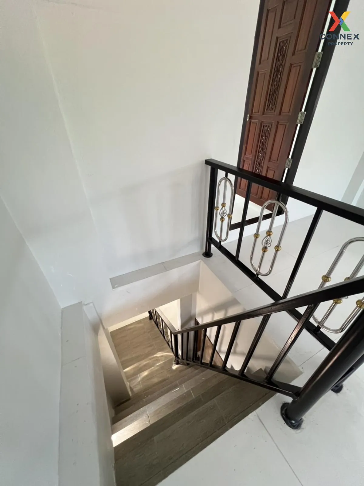 For Sale Commercial building ,Chaweng Samui , nice view , newly r