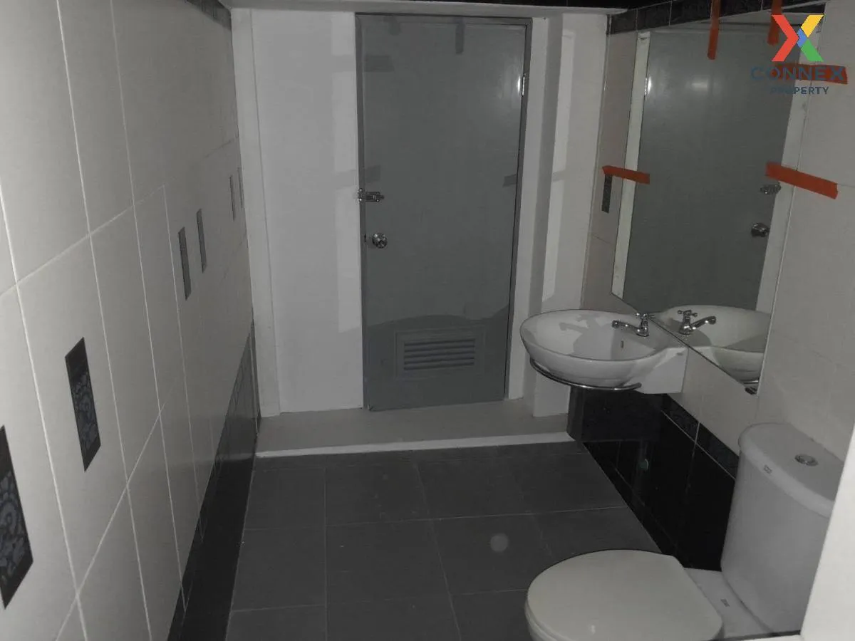 For Sale Commercial building ,Chaweng Samui , nice view , newly r