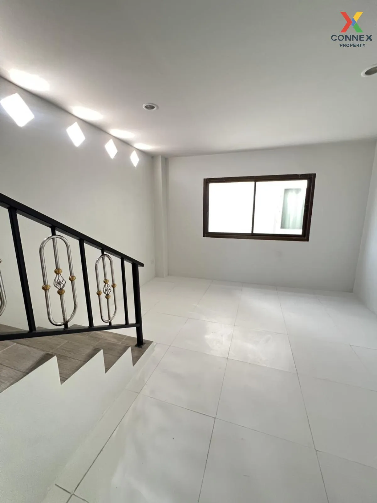 For Sale Commercial building ,Chaweng Samui , nice view , newly r