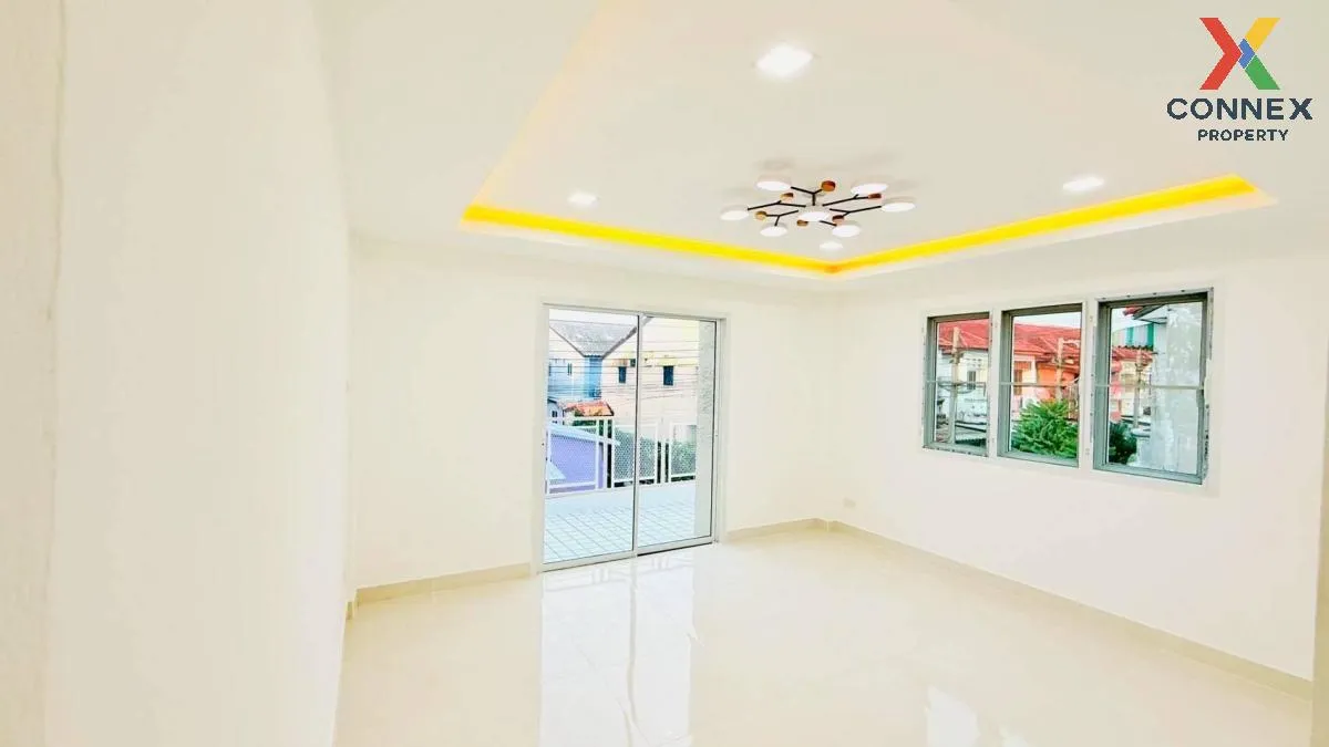 For Sale House , Baan Nanthicha 3/8 , newly renovated , Sai Noi ,