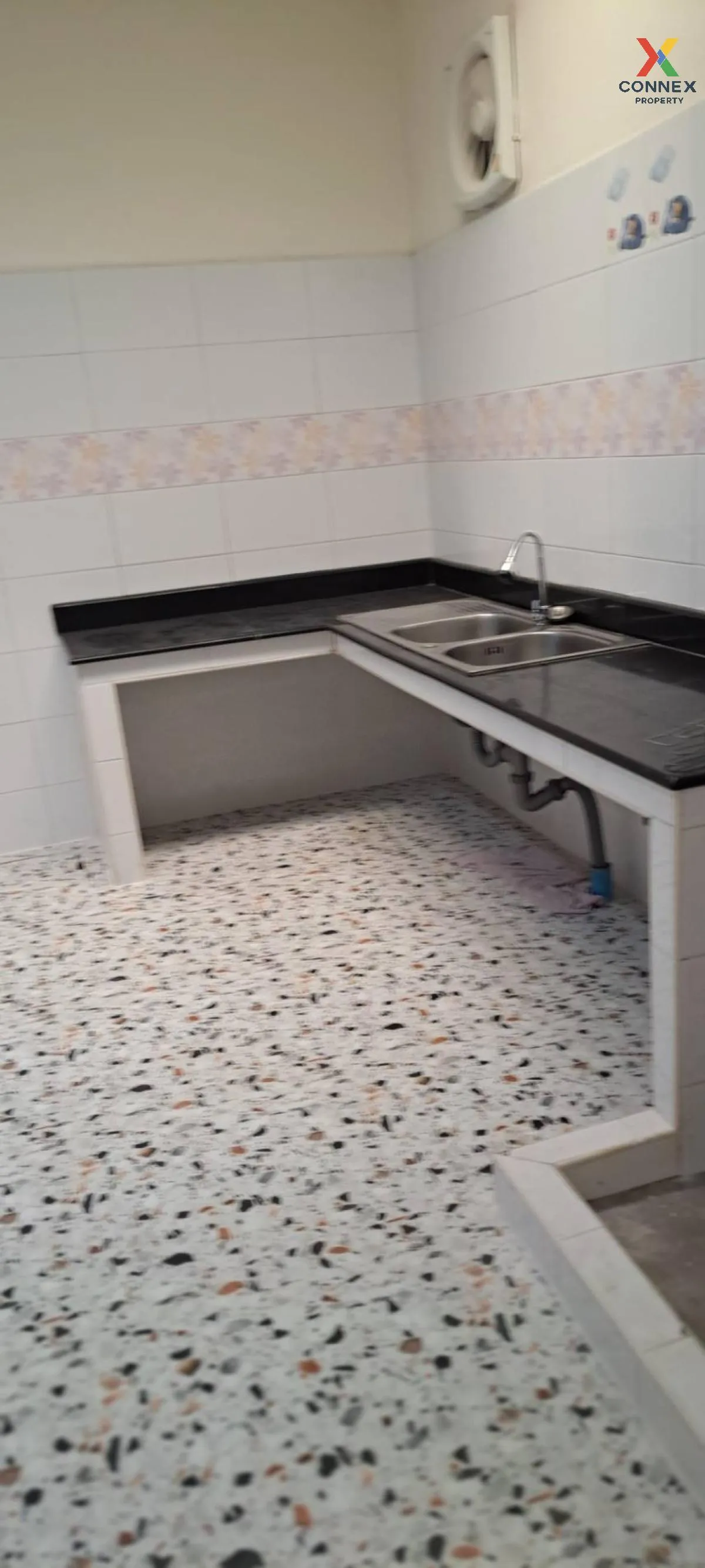 ขายทาวน์เฮ้าส์/ทาวน์โฮม  บ้านวโรชา 2 บางบอน เขต บางบอน กรุงเทพ CX