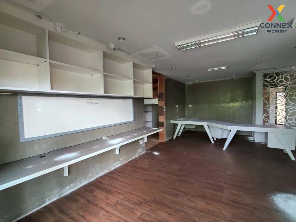 ขายบ้าน  เบญจพร ลพบุรีราเมศวร์ ห้องมุม หน้ากว้าง น้ำน้อย หาดใหญ่  ขายบ้าน  เบญจพร ลพบุรีราเมศวร์ ห้องมุม หน้ากว้าง น้ำน้อย หาดใหญ่