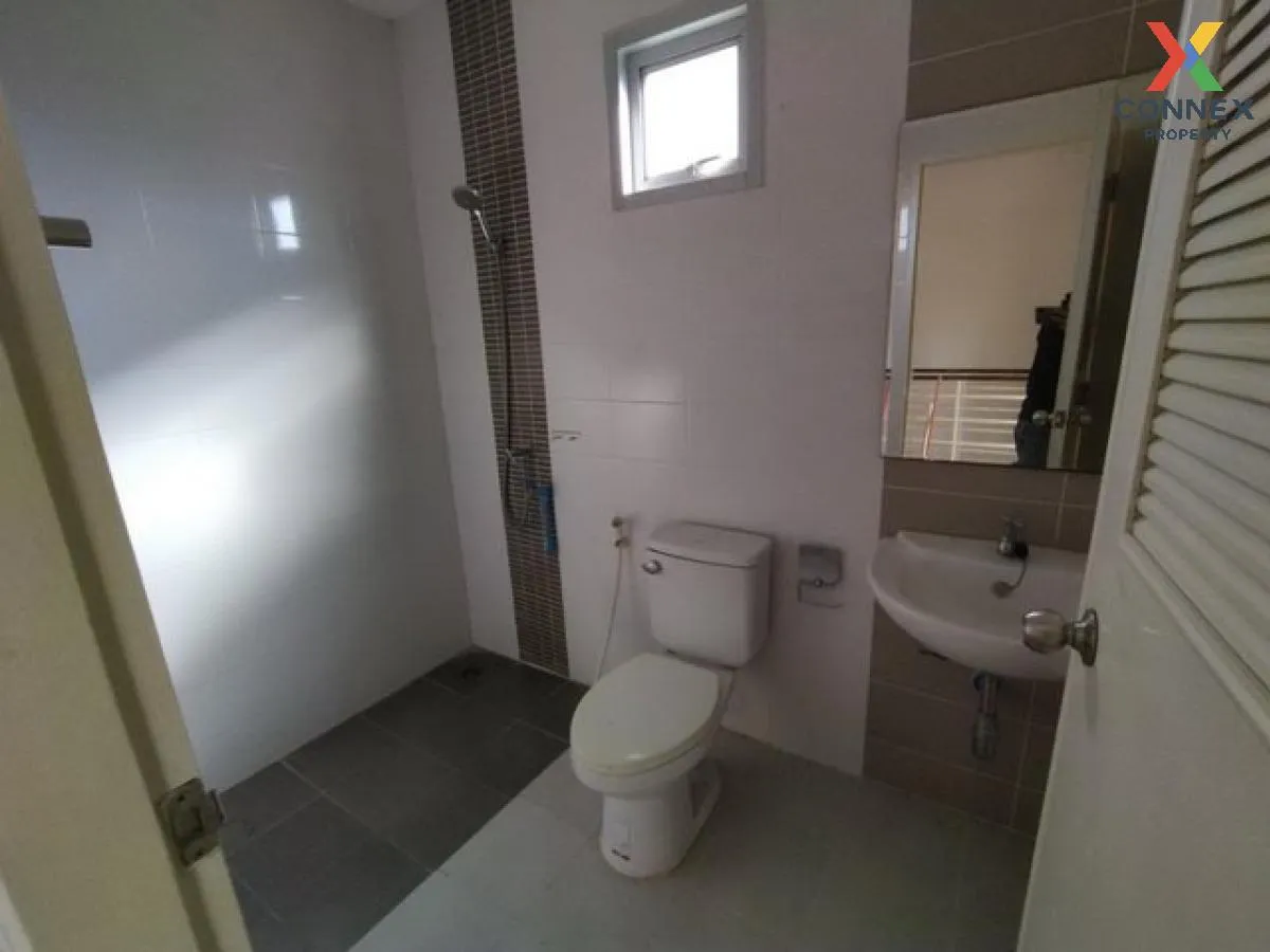 For Sale Townhouse/Townhome  , Metrotown 3 Huai Wang Nong , corne 4