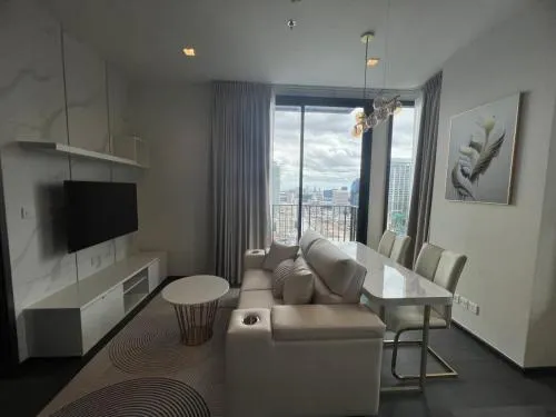 For Rent Condo , EDGE Sukhumvit 23 , high floor , corner unit , BTS-Asok , Khlong Toei Nuea , Watthana , Bangkok , CX-122009