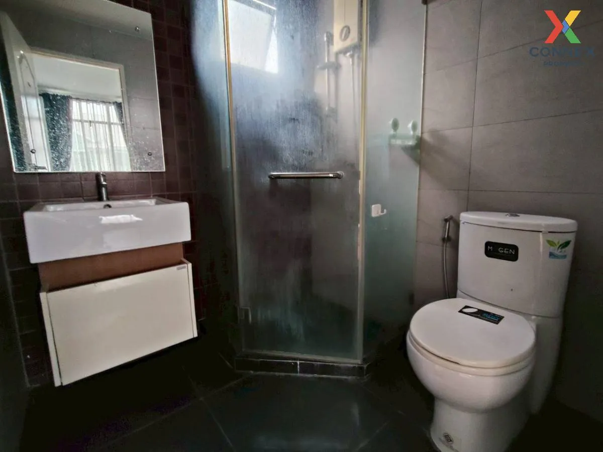 For Sale House , Warabodin Rangsit Klong 3 , wide frontage , Khlo