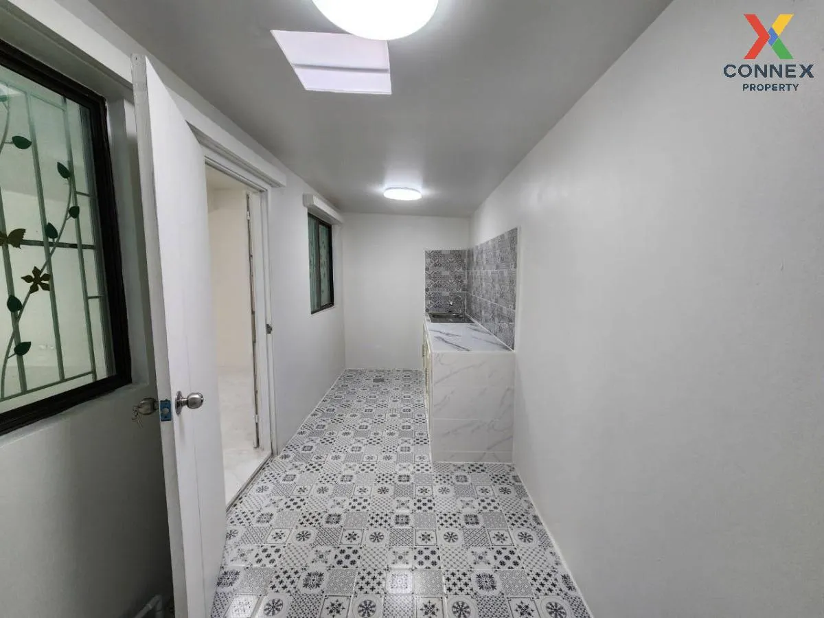 For Sale Townhouse/Townhome  , Baan Pruksa Prime Srinakarin - Ban