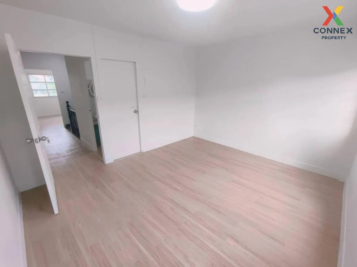 For Sale Townhouse/Townhome  , Muang Thai , Bang Sao Thong , Bang 4