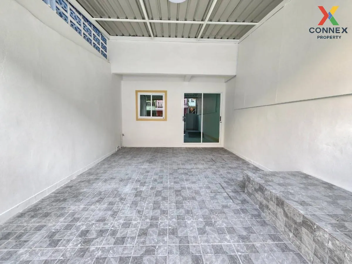 For Sale Townhouse/Townhome  , Baan Tepharak Villa , MRT-Tippawan 2