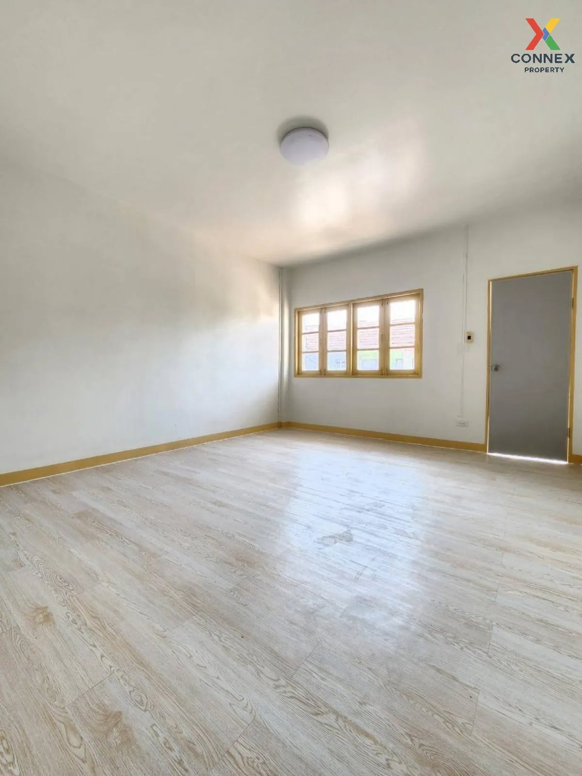 ขายทาวน์เฮ้าส์/ทาวน์โฮม  หมู่บ้านสยามนิเวศน์ 1 ในคลองบางปลากด พระ 4