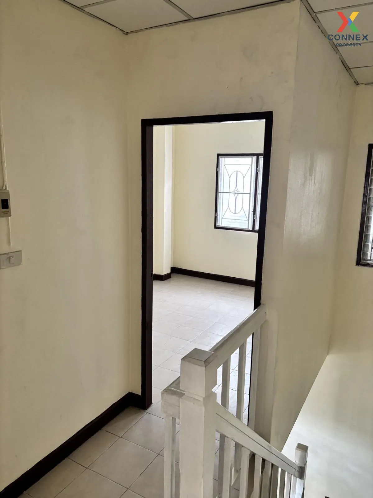 ขายทาวน์เฮ้าส์/ทาวน์โฮม  บ้านเบญจทรัพย์ รังสิต - คลอง 6 หน้ากว้าง