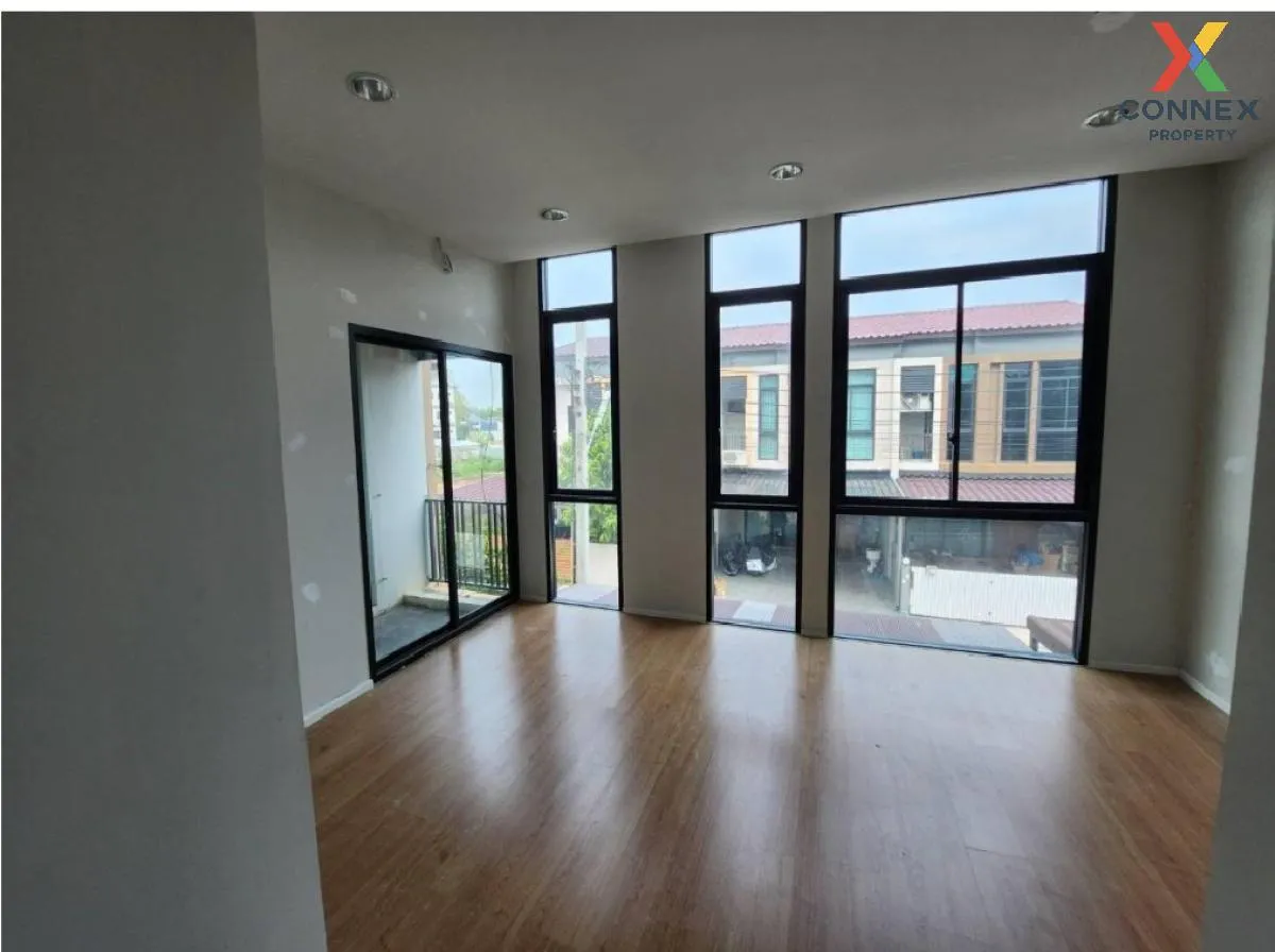 ขายทาวน์เฮ้าส์/ทาวน์โฮม  มาย เพลส แจ้งวัฒนะ-ติวานนท์ บ้านใหม่ ปาก