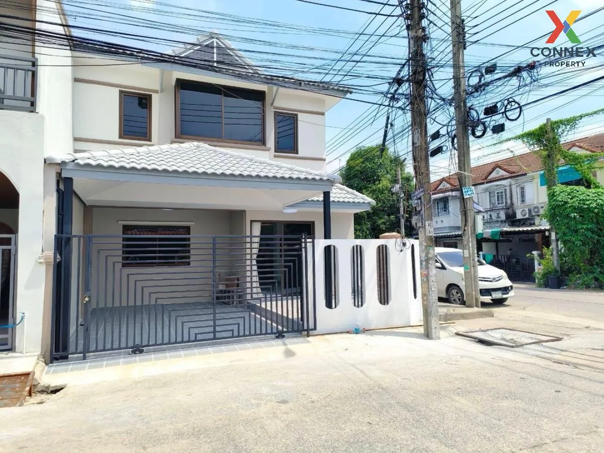 ขายทาวน์เฮ้าส์/ทาวน์โฮม  เค.ซี. รามอินทรา 1 ห้องมุม รีโนเวทใหม่ ส 2