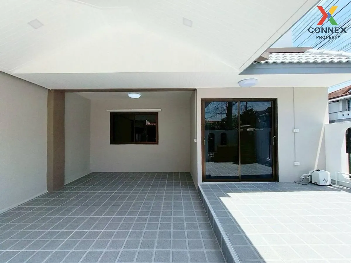 ขายทาวน์เฮ้าส์/ทาวน์โฮม  เค.ซี. รามอินทรา 1 ห้องมุม รีโนเวทใหม่ ส 3