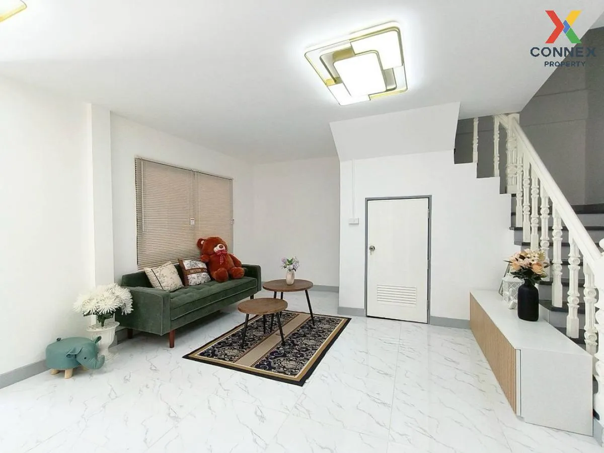 ขายทาวน์เฮ้าส์/ทาวน์โฮม  เค.ซี. รามอินทรา 1 ห้องมุม รีโนเวทใหม่ ส