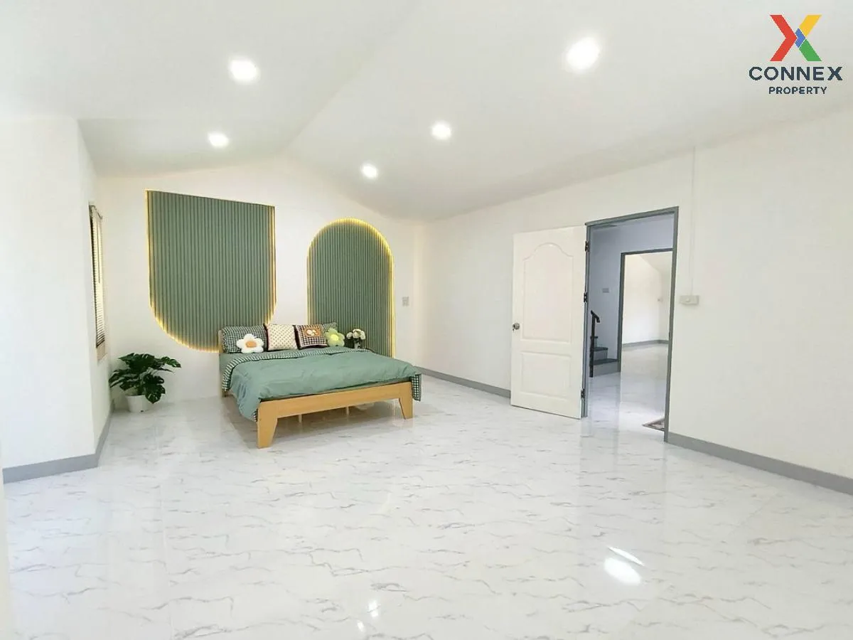 ขายทาวน์เฮ้าส์/ทาวน์โฮม  เค.ซี. รามอินทรา 1 ห้องมุม รีโนเวทใหม่ ส