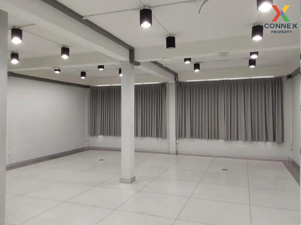 For Sale Commercial building, Nakhon Pathom , Sanam Chan , mueang