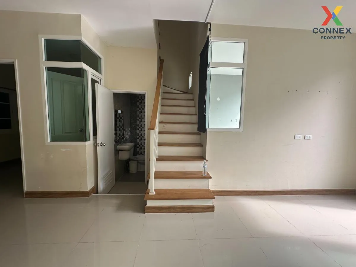 ขายทาวน์เฮ้าส์/ทาวน์โฮม  โกลเด้น ทาวน์ สาทร BTS-วุฒากาศ บางหว้า เ