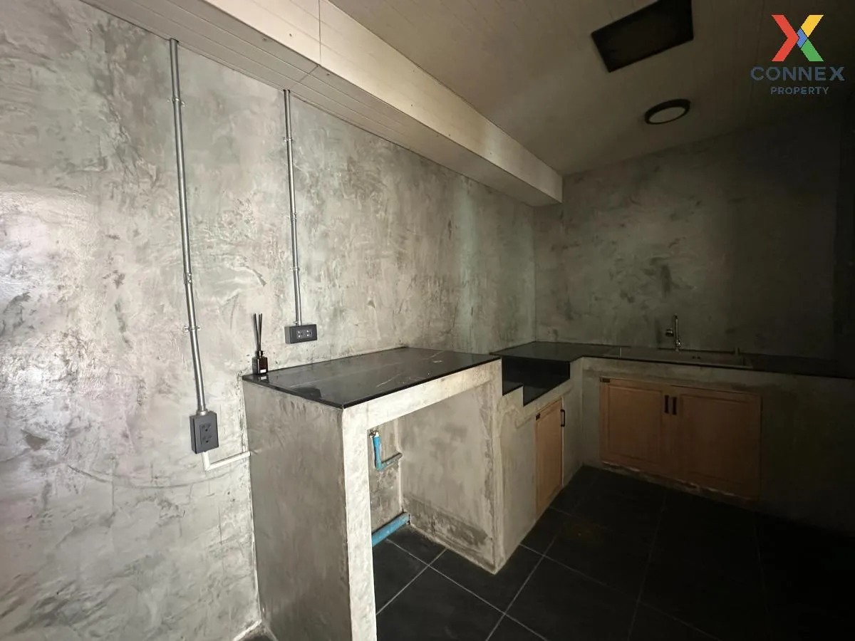 ขายทาวน์เฮ้าส์/ทาวน์โฮม  โกลเด้น ทาวน์ สาทร BTS-วุฒากาศ บางหว้า เ