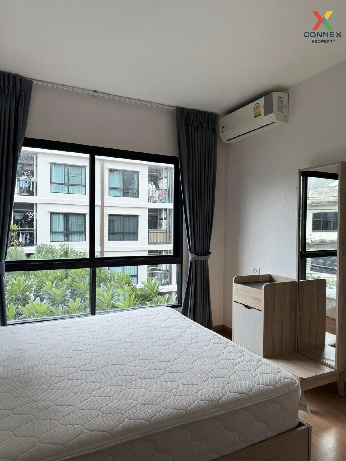 เช่าคอนโด  ศุภาลัย ซิตี้ รีสอร์ท สถานีแบริ่ง (สุขุมวิท 105) BTS-แ