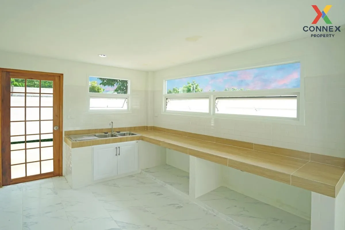 ขายบ้านสร้างเอง 2 ชั้น พื้นที่ 98 ตารางวา หนองแขม กรุงเทพมหานคร ห