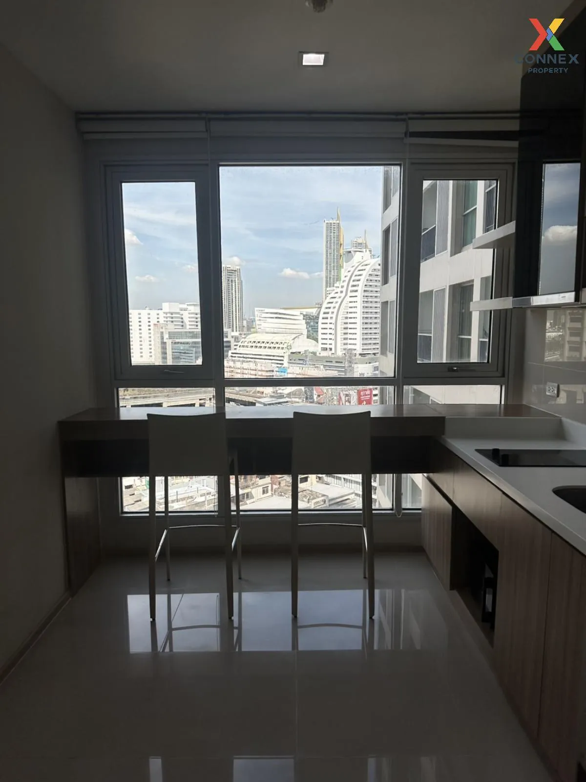 เช่าคอนโด  ริทึ่ม สาทร BTS-สะพานตากสิน ทุ่งมหาเมฆ เขต สาทร กรุงเท