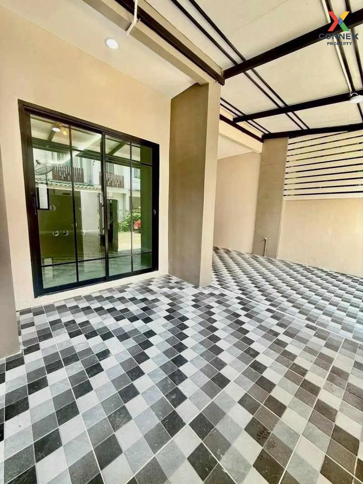 ขายทาวน์เฮ้าส์/ทาวน์โฮม  ไลโอ วงแหวน-ปิ่นเกล้า รีโนเวทใหม่ ปลายบา 3