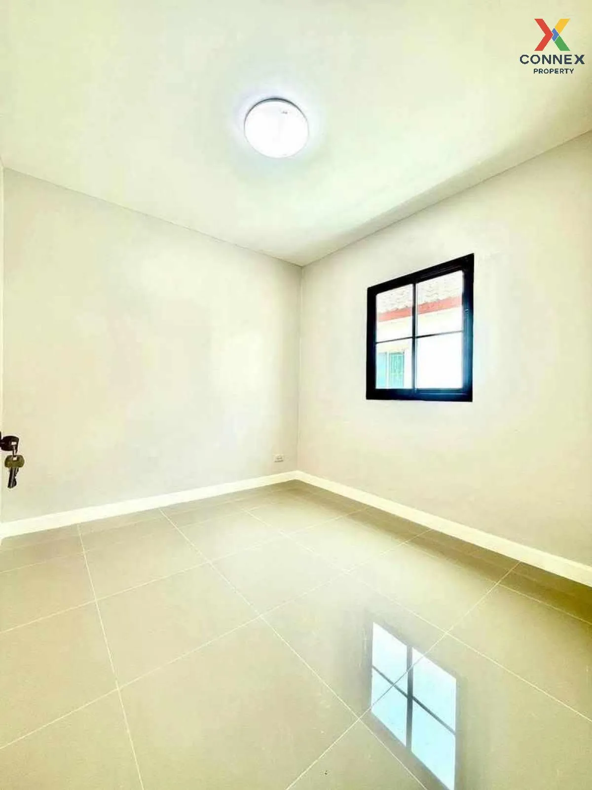 ขายทาวน์เฮ้าส์/ทาวน์โฮม  ไลโอ วงแหวน-ปิ่นเกล้า รีโนเวทใหม่ ปลายบา