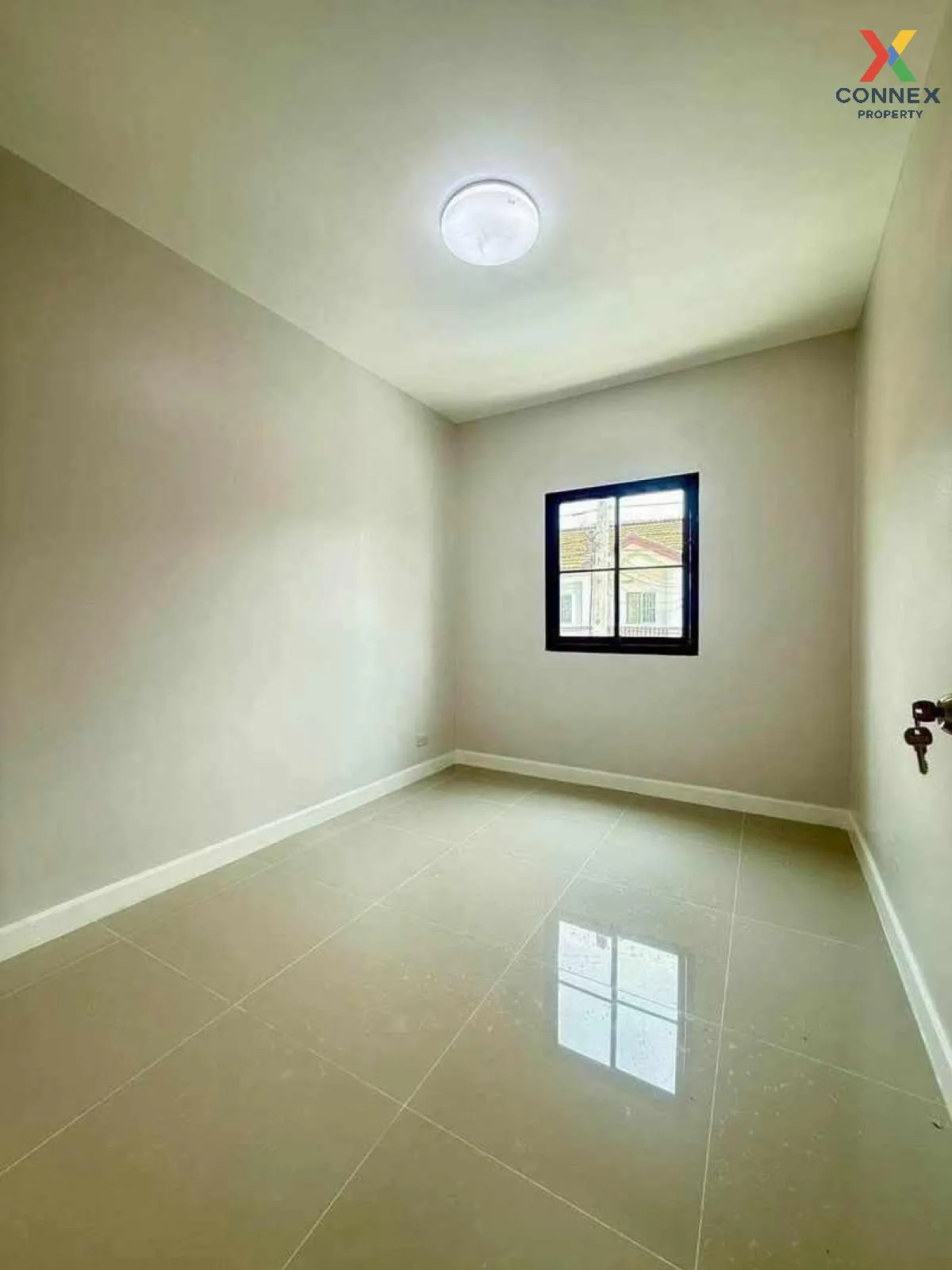 ขายทาวน์เฮ้าส์/ทาวน์โฮม  ไลโอ วงแหวน-ปิ่นเกล้า รีโนเวทใหม่ ปลายบา