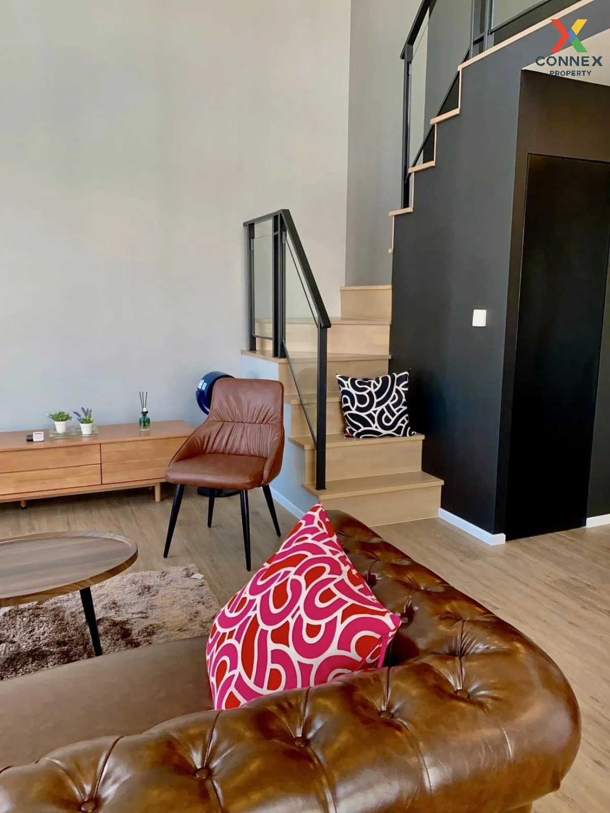 ขายคอนโด  ไซมิส พระราม 9 (แลนด์มาร์ค @MRTA Station) ห้วยขวาง เขต  ขายคอนโด  ไซมิส พระราม 9 (แลนด์มาร์ค @MRTA Station) ห้วยขวาง เขต  2