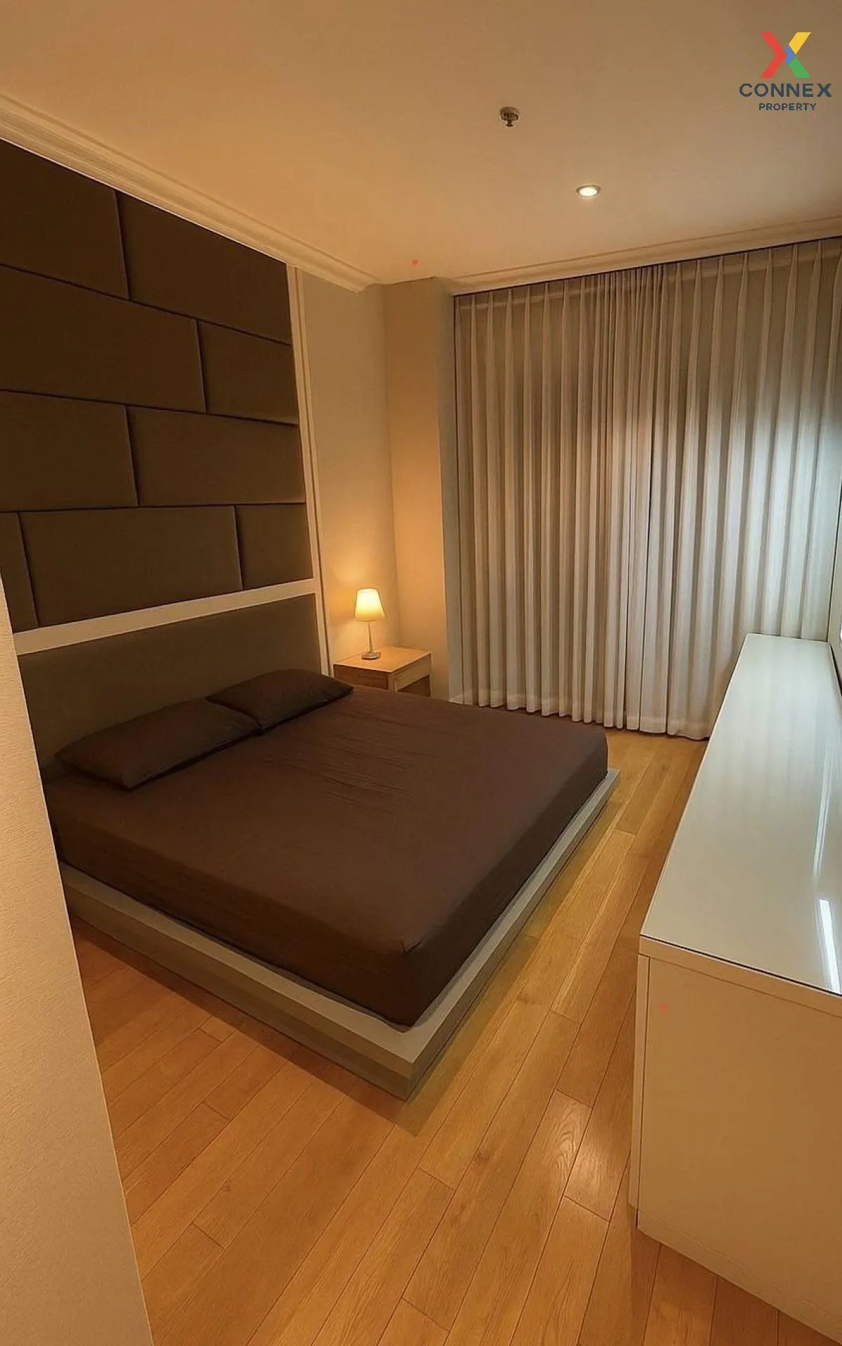 เช่าคอนโด  ดิ เอ็มไพร์ เพลส BTS-ช่องนนทรี ยานนาวา เขต สาทร กรุงเท