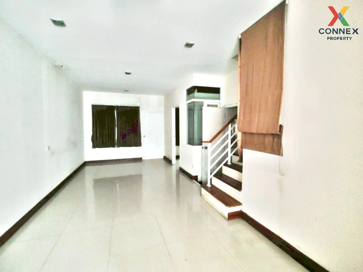 For Sale Townhouse/Townhome  , Golden Town Watcharapol-Sukhapiban 3