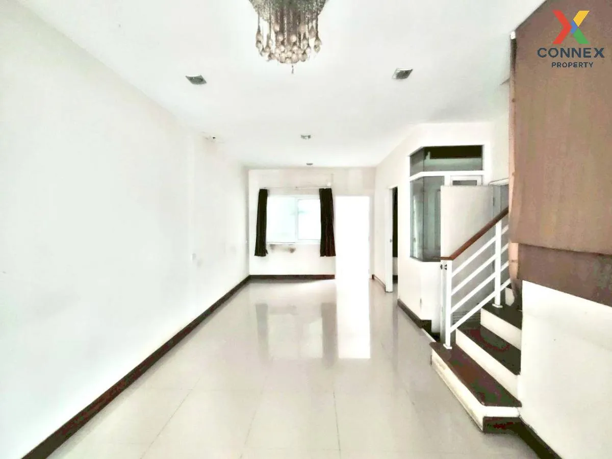 For Sale Townhouse/Townhome  , Golden Town Watcharapol-Sukhapiban 4