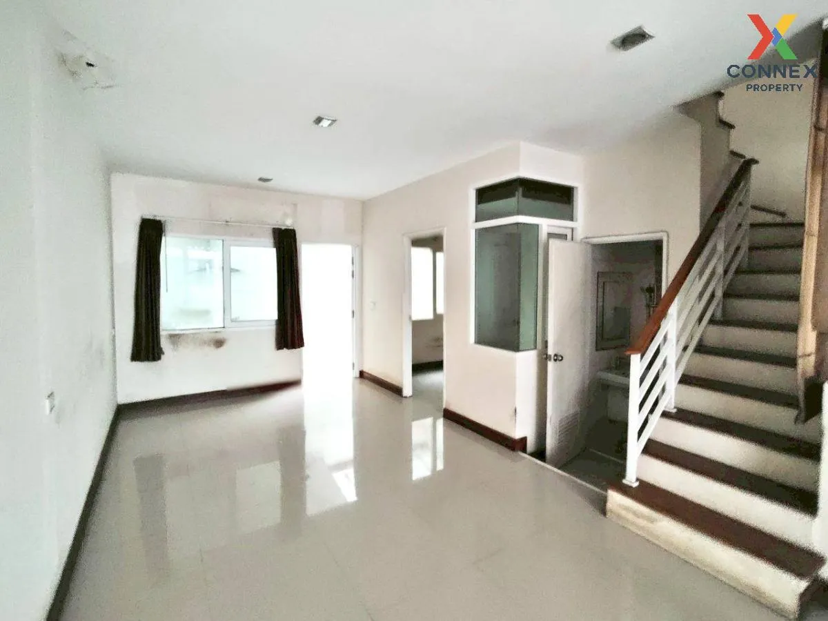 For Sale Townhouse/Townhome  , Golden Town Watcharapol-Sukhapiban