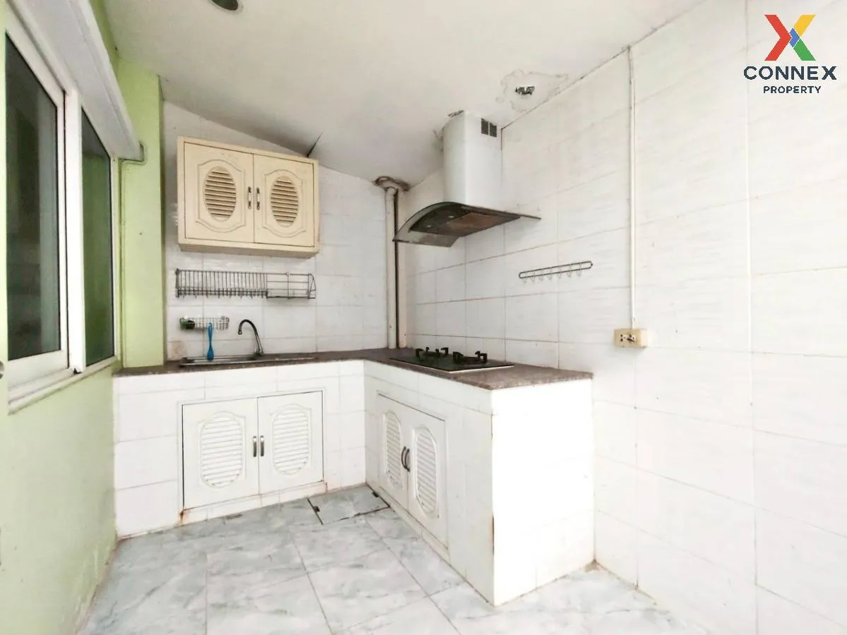 For Sale Townhouse/Townhome  , Golden Town Watcharapol-Sukhapiban