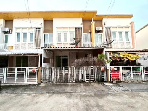 For Sale Townhouse/Townhome  , Golden Town Watcharapol-Sukhapiban 5 , O Ngoen , Sai Mai , Bangkok , CX-122653