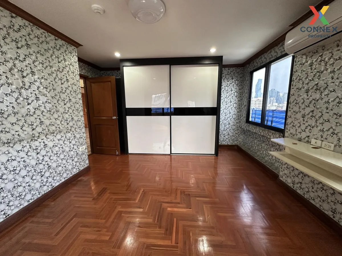 ขายคอนโด  สี่พระยา ริเวอร์วิว MRT-หัวลำโพง ตลาดน้อย เขต สัมพันธวง ขายคอนโด  สี่พระยา ริเวอร์วิว MRT-หัวลำโพง ตลาดน้อย เขต สัมพันธวง