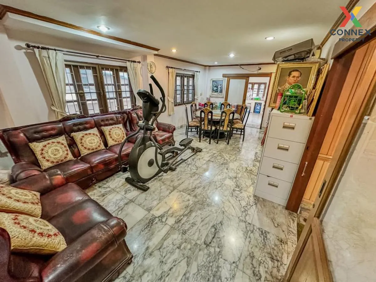 ขายบ้านเดี่ยวพร้อมโกดัง,รามอินทรา 60 รามอินทรา เขต คันนายาว กรุงเ