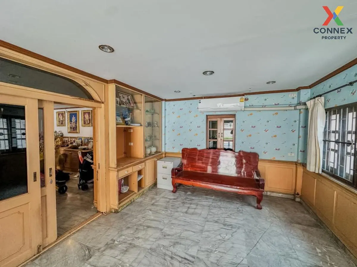 ขายบ้านเดี่ยวพร้อมโกดัง,รามอินทรา 60 รามอินทรา เขต คันนายาว กรุงเ