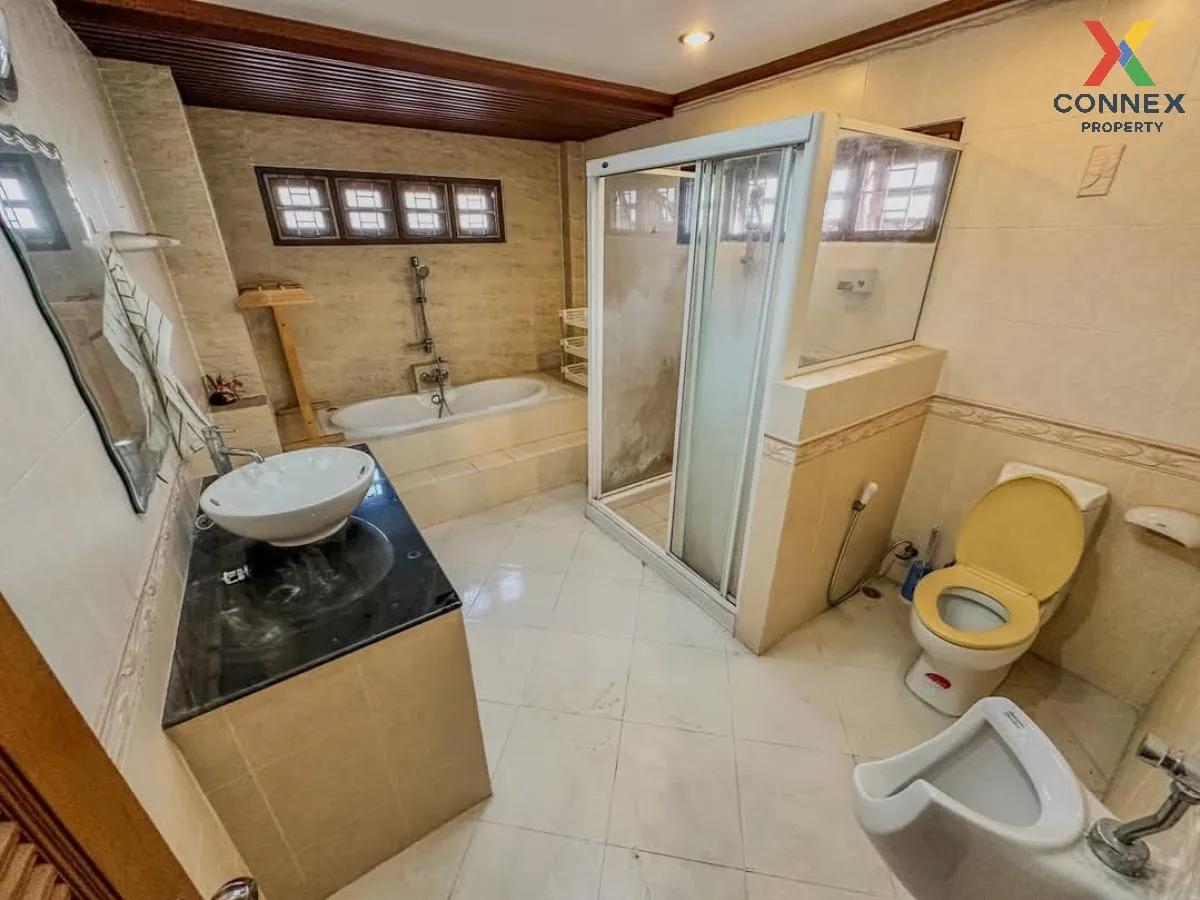 ขายบ้านเดี่ยวพร้อมโกดัง,รามอินทรา 60 รามอินทรา เขต คันนายาว กรุงเ