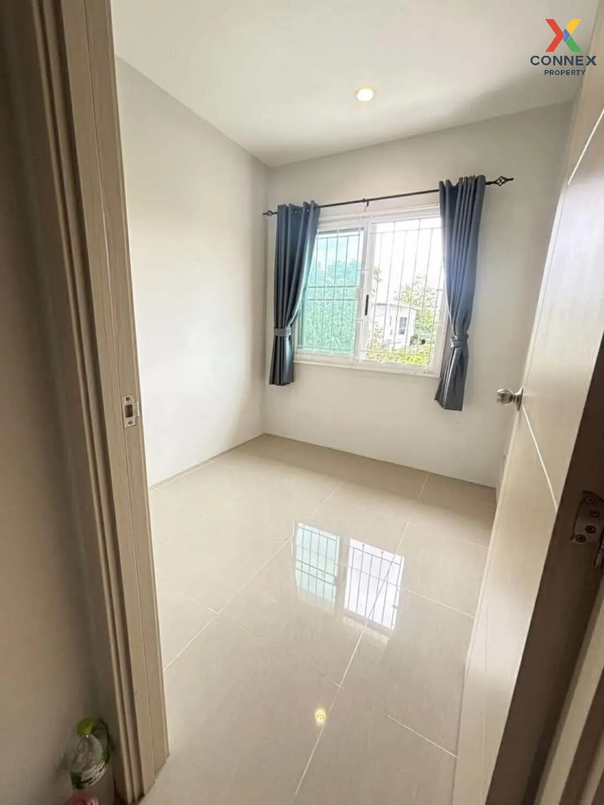 For Sale Townhouse/Townhome  , Chatluang 15 Pathum Thani , Bang T