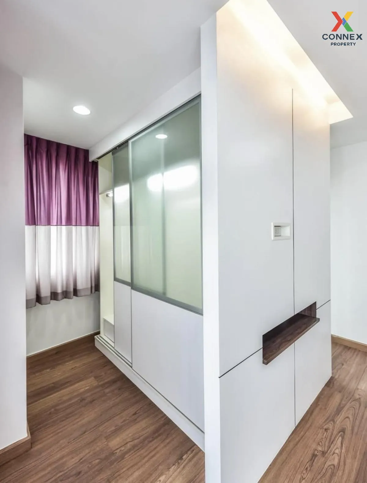 For Sale Condo , St. Louis Grand Terrace , BTS-Saint Louis , Yann 1