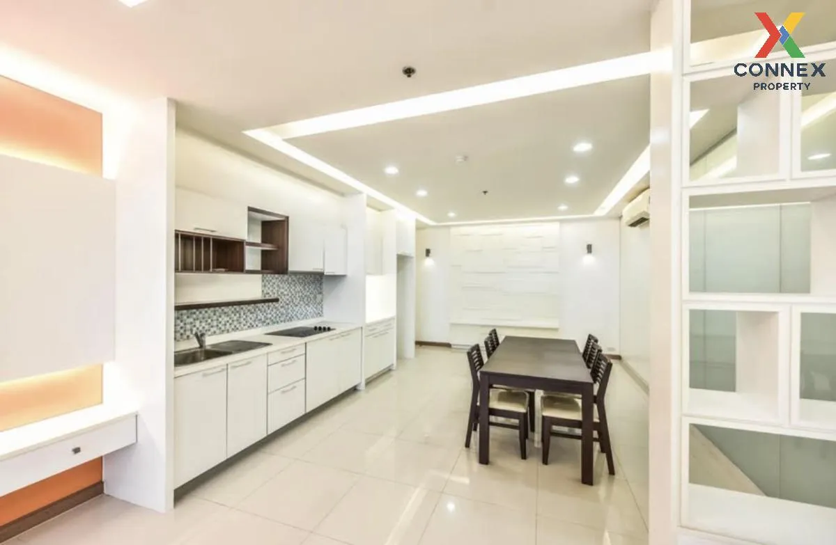 For Sale Condo , St. Louis Grand Terrace , BTS-Saint Louis , Yann