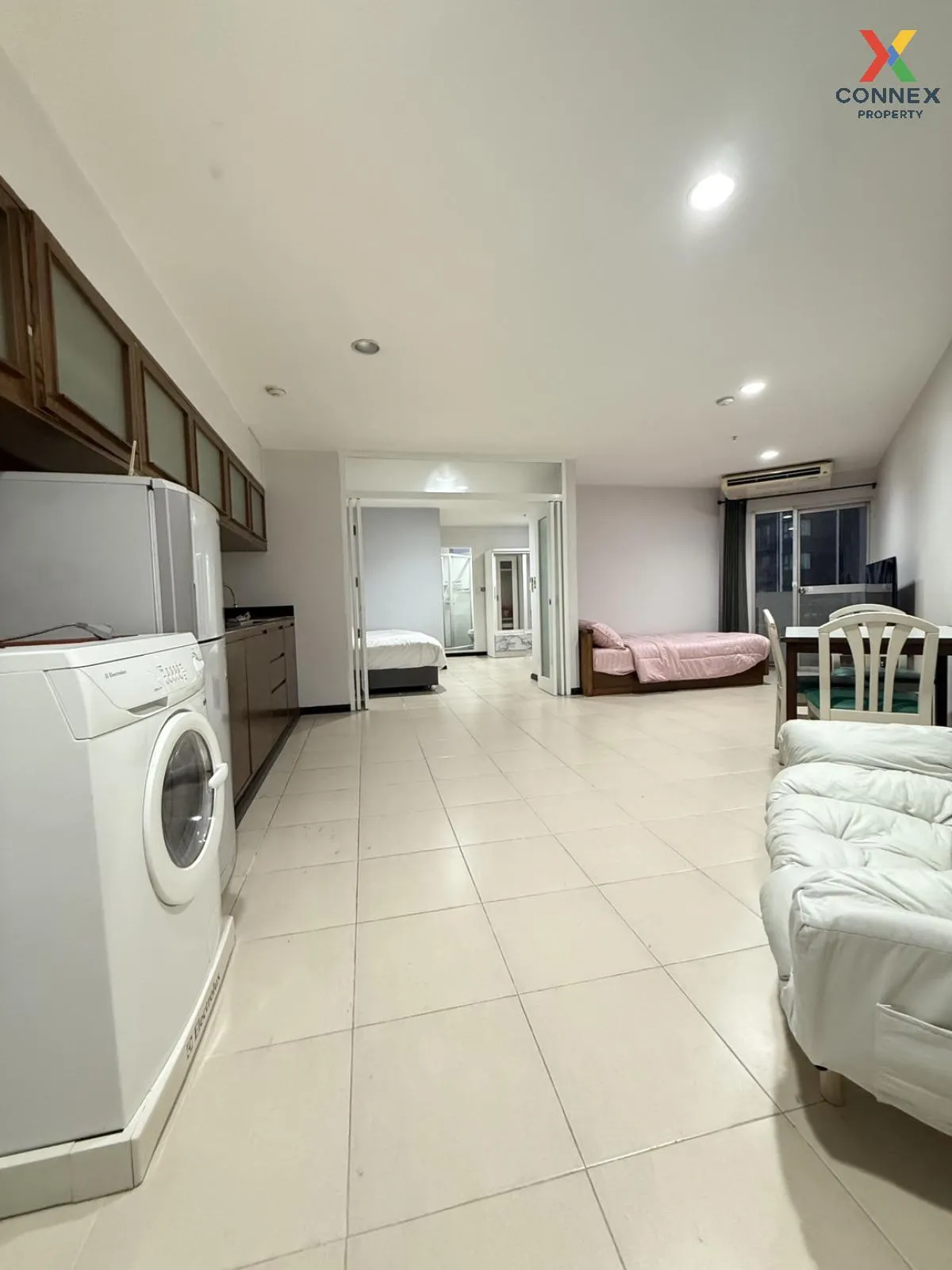 ขายคอนโด  วิทยุ คอมเพล็กซ์ วิวสวย ชั้นสูง BTS-เพลินจิต มักกะสัน เ