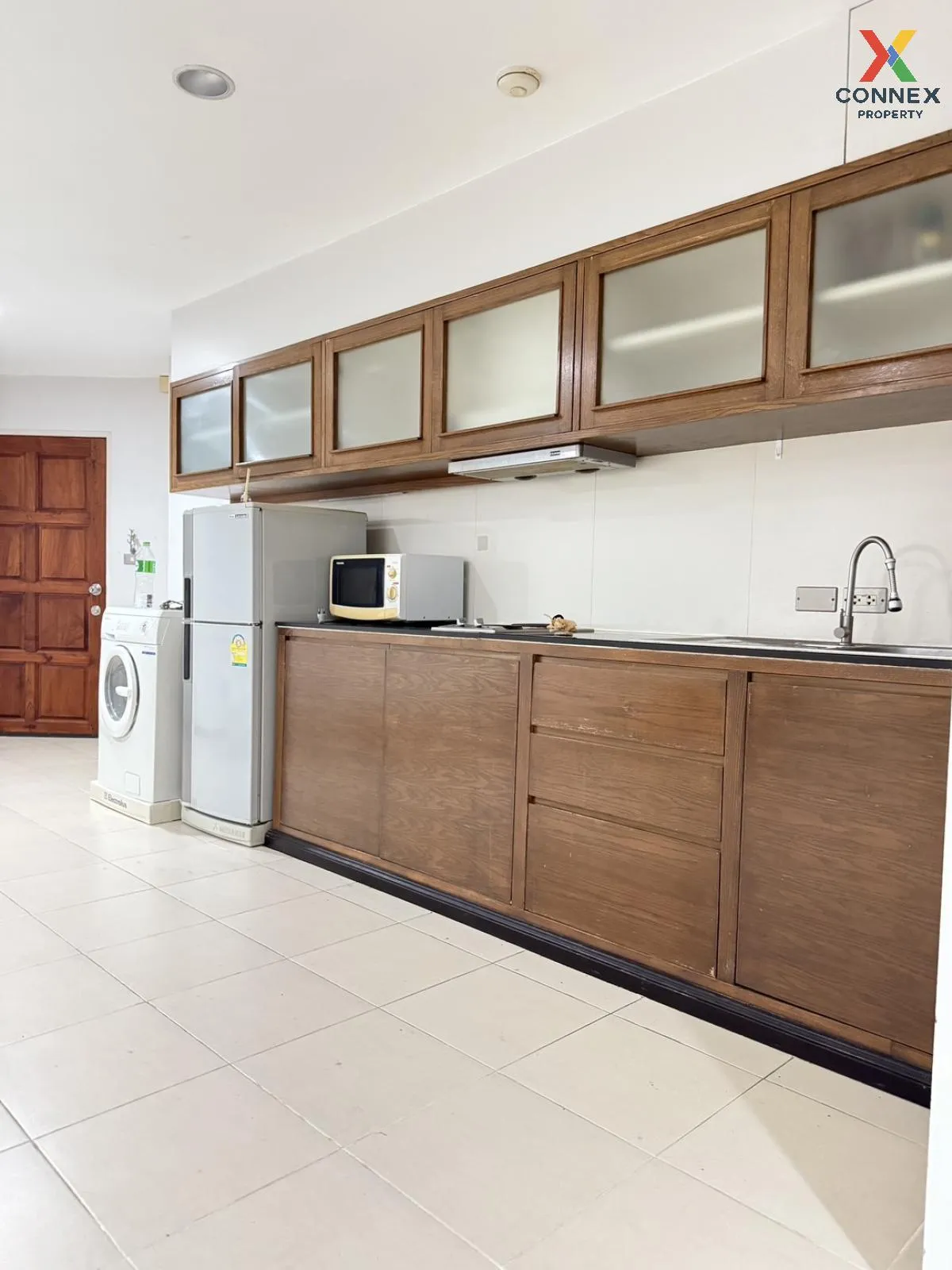 ขายคอนโด  วิทยุ คอมเพล็กซ์ วิวสวย ชั้นสูง BTS-เพลินจิต มักกะสัน เ