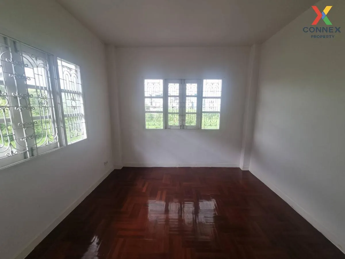 ขายบ้าน  บ้านศิรินทรา ร่มเกล้า - สุวรรณภูมิ คลองสามประเวศ เขต ลาด